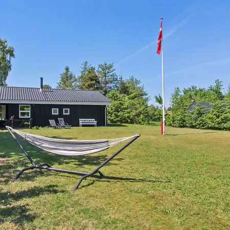 Fredegaest - 700m From The Sea In Ne Jutland By Interhome Holiday home Hals